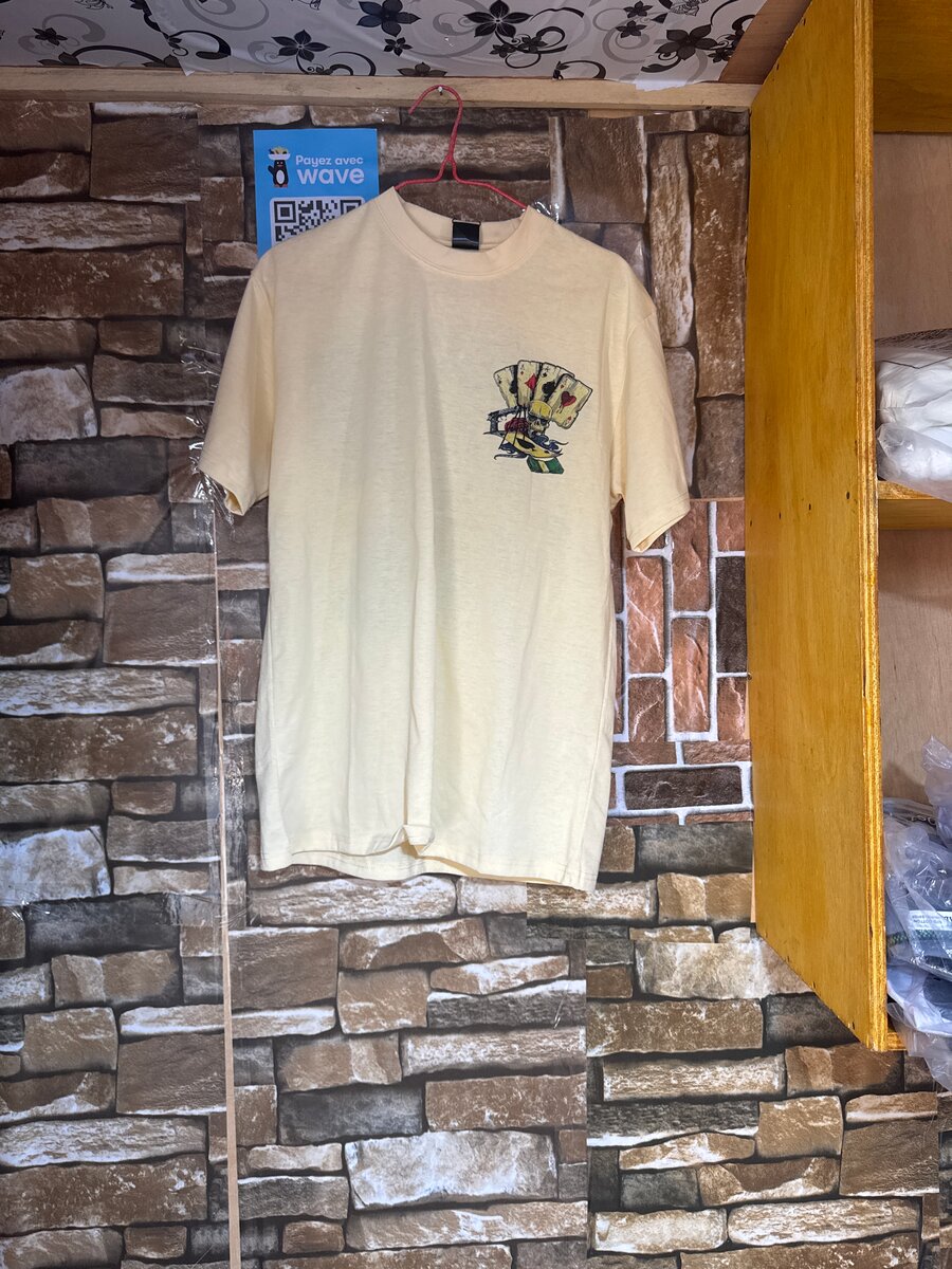 T-shirt à motifs créatifs