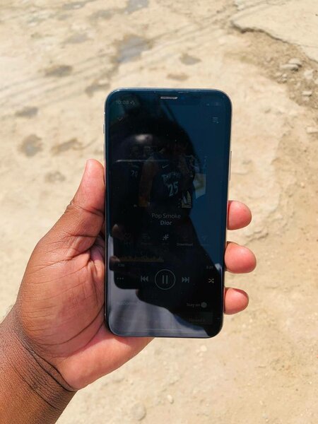 PREOWNED IPHONE X 64GB