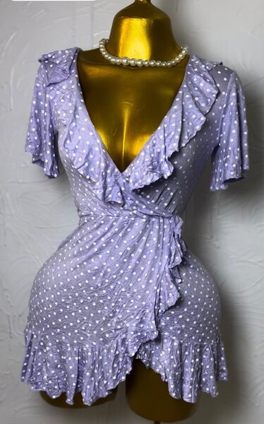 Robe élégante légère d'été
