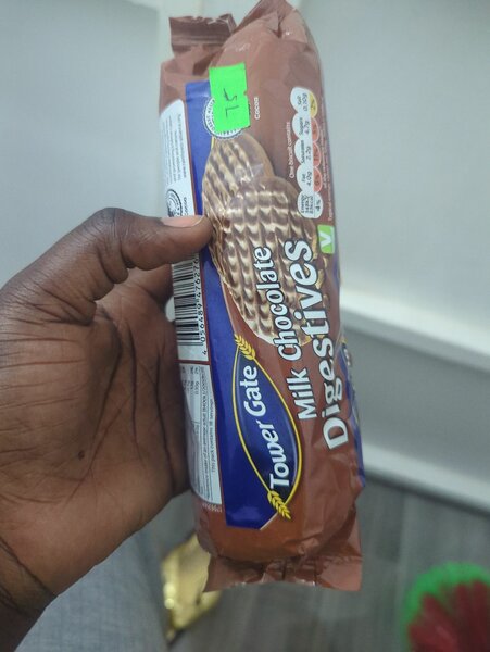 MILK CHOCOLATE DIGESTIVE