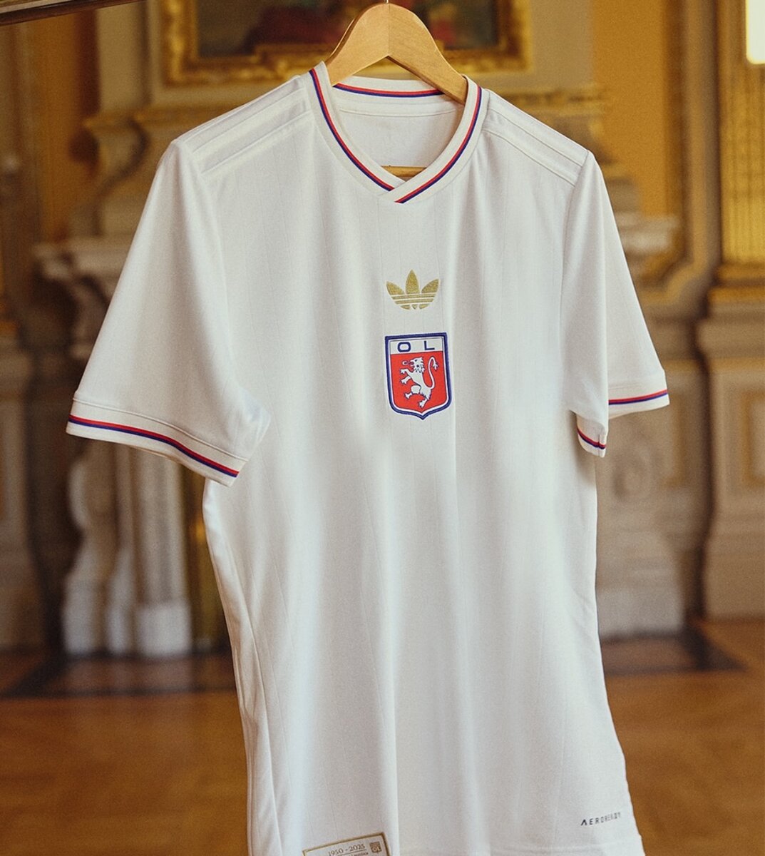 Maillots de football OL Adidas