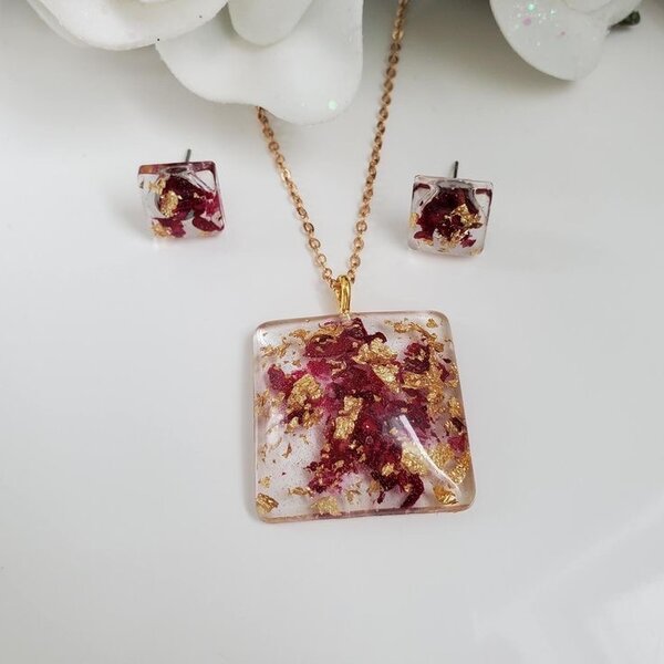 Resin jewellery set