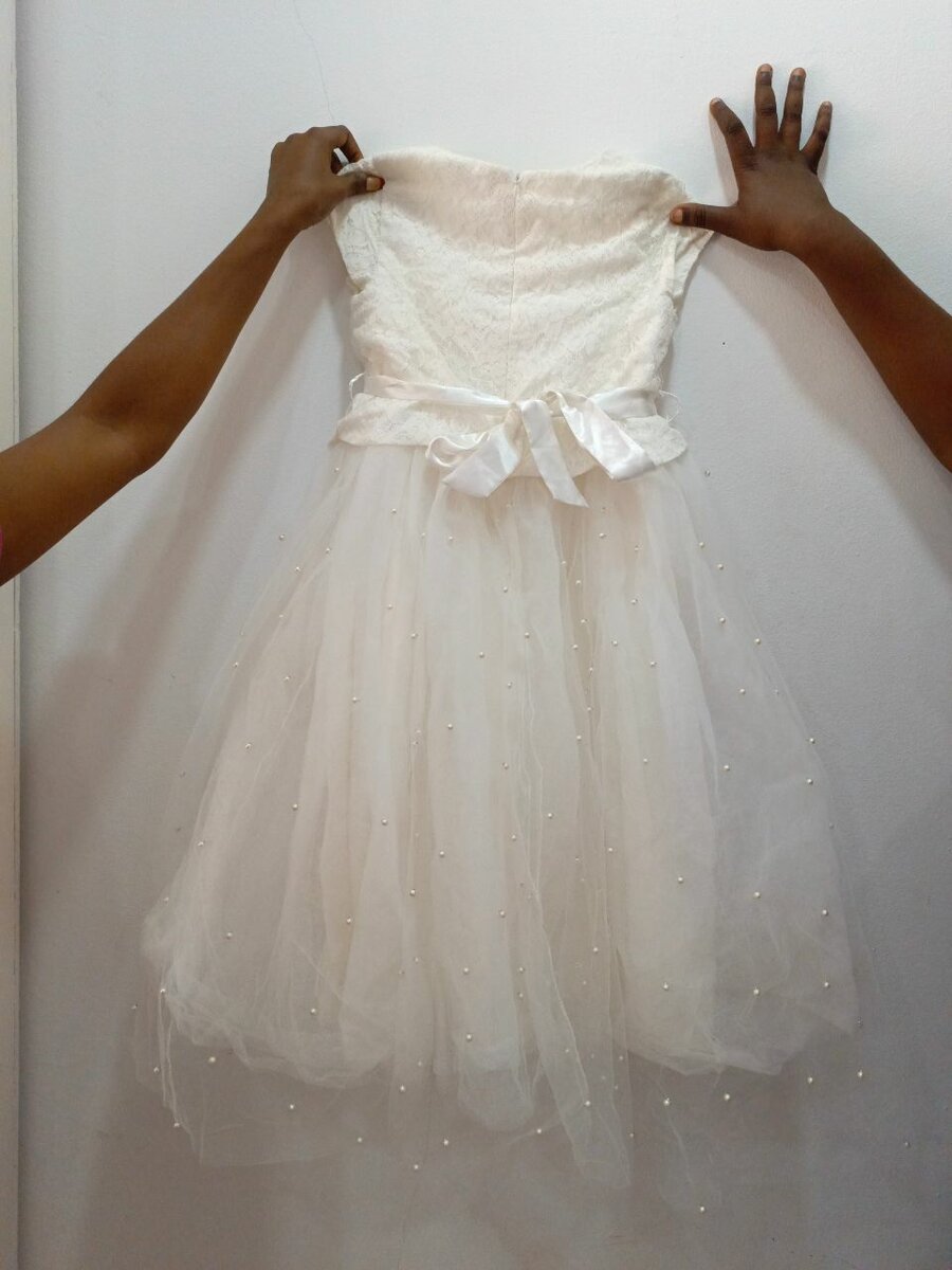 9/10 Robe de cérémonie fille