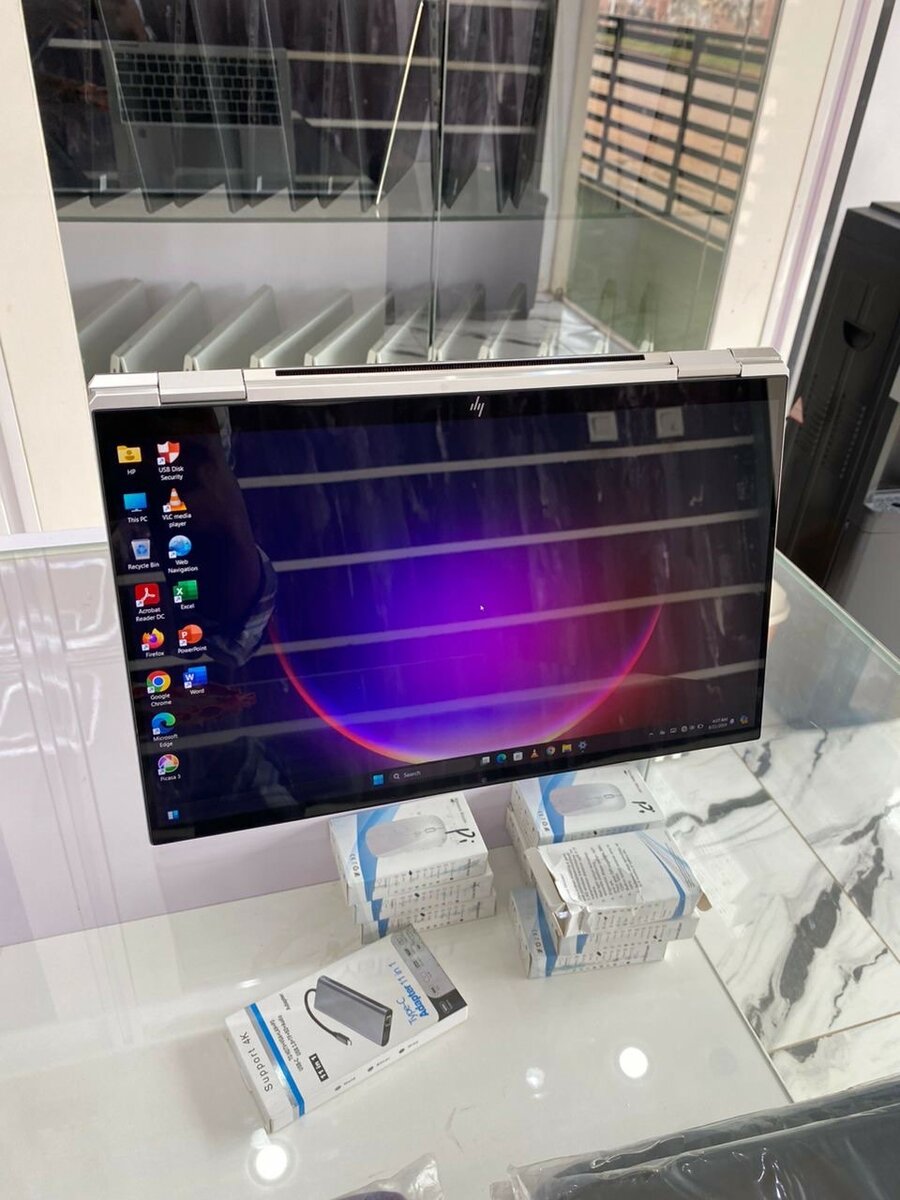 HP Elitebook x360 1030 G7