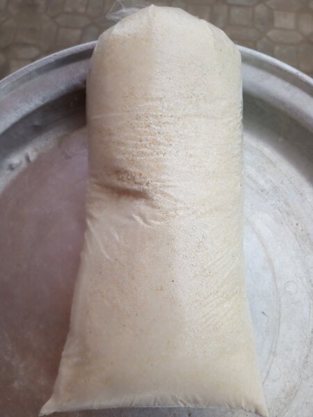 Semoule de blé en sachet(Gari)