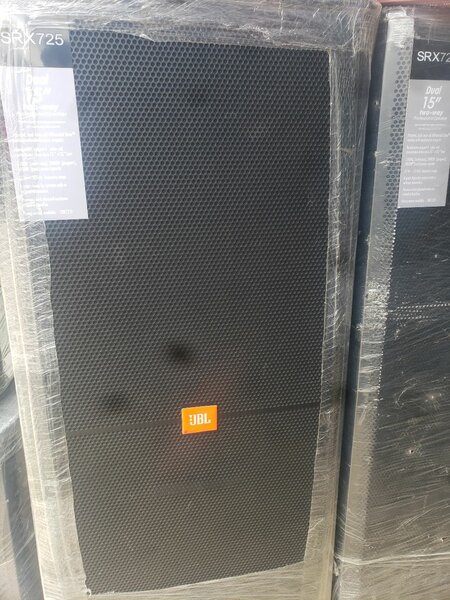 JBL SRX725 Dual 15" Speaker