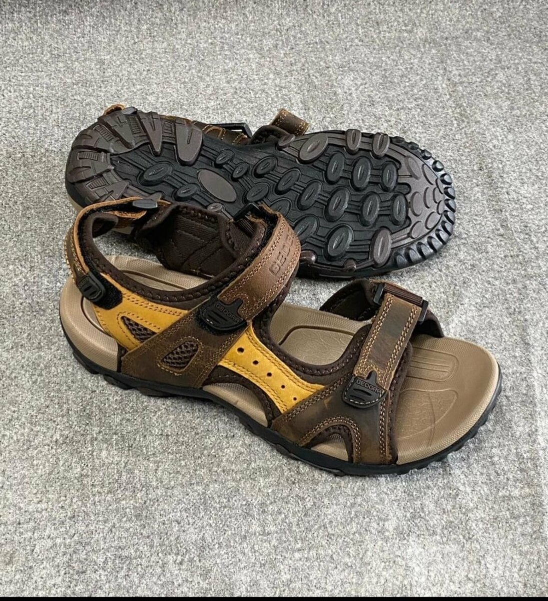 Sandales de randonnée homme résistantes