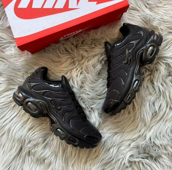 Chaussure Nike Tn