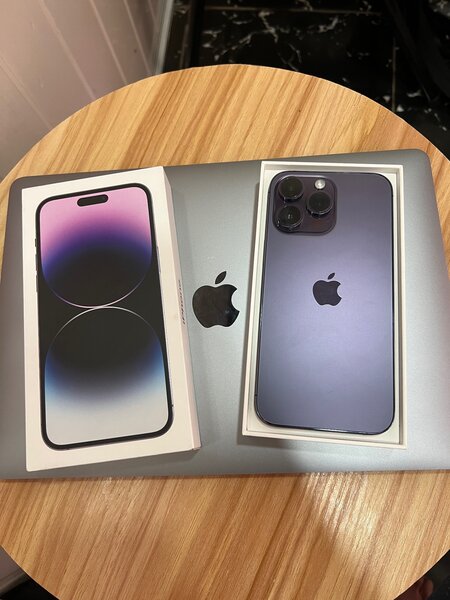 iPhone 14 pro Max 10/10 comme neuf