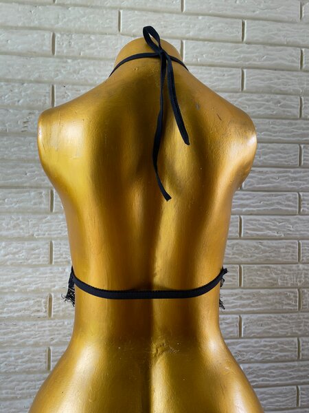 Brassière en dentelle noire