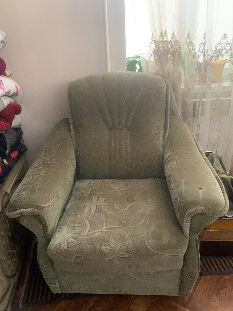 Диван с креслами