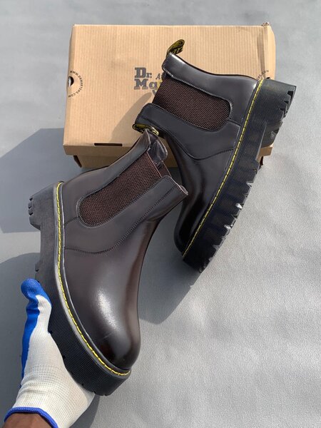 Bottes en cuir élégantes hommes