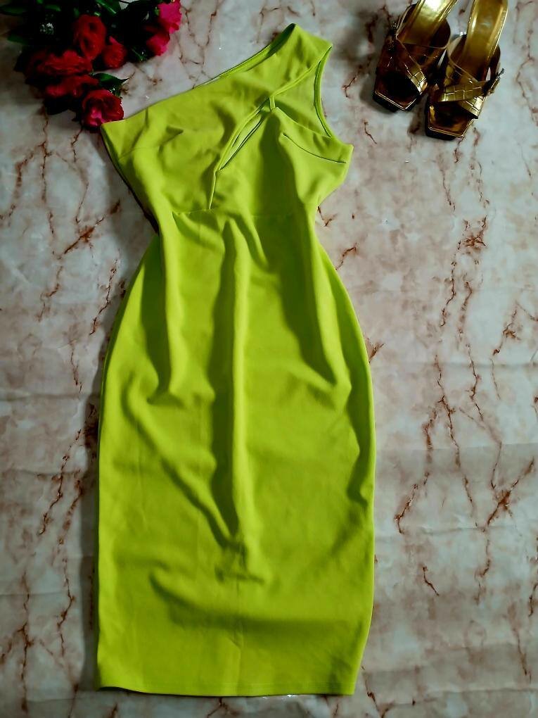 New UK missguided Body con