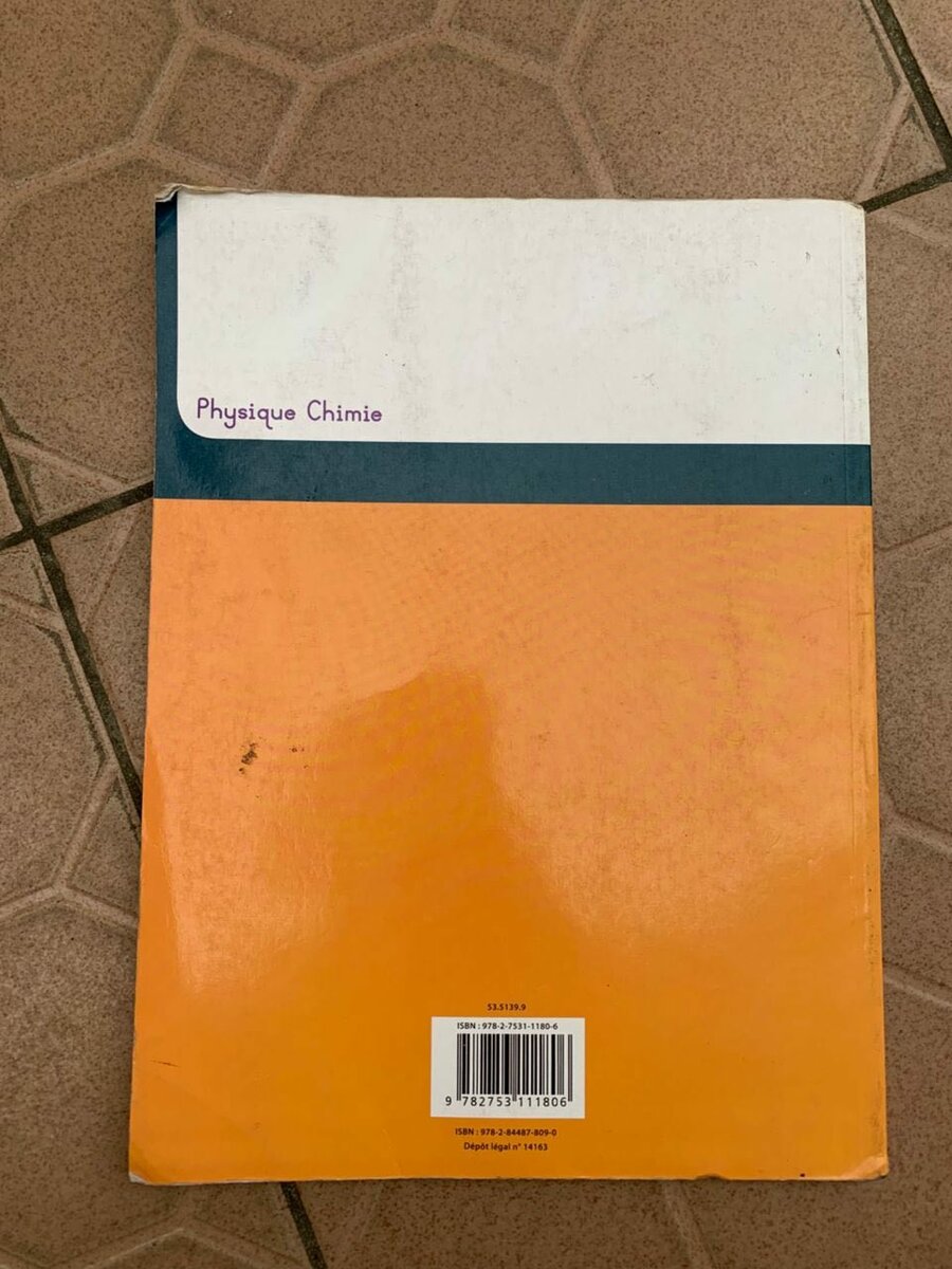 Livre Physique-Chimie 4e