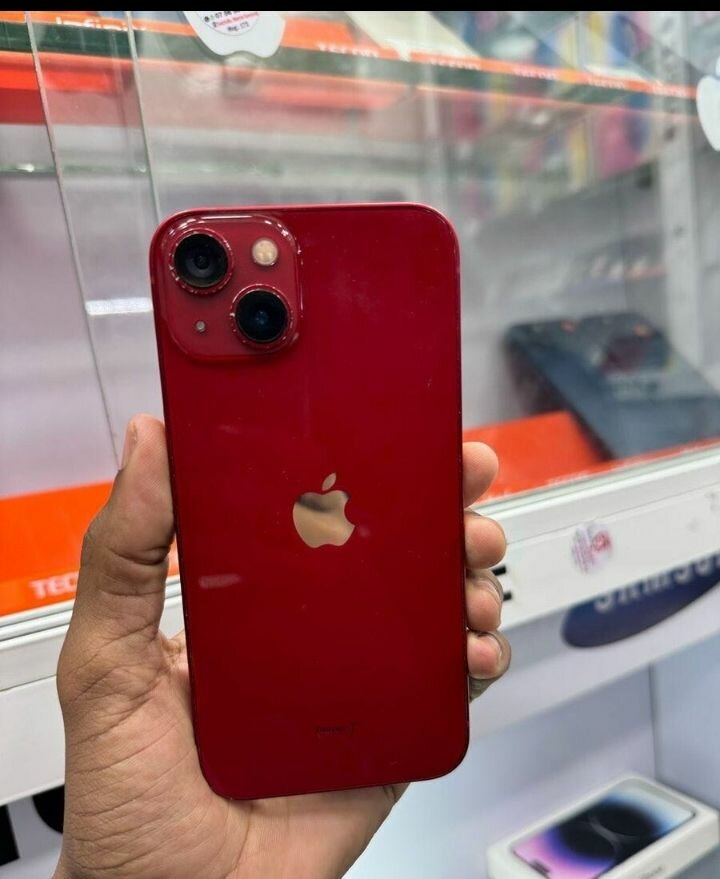 iPhone 13 rouge 128 Go