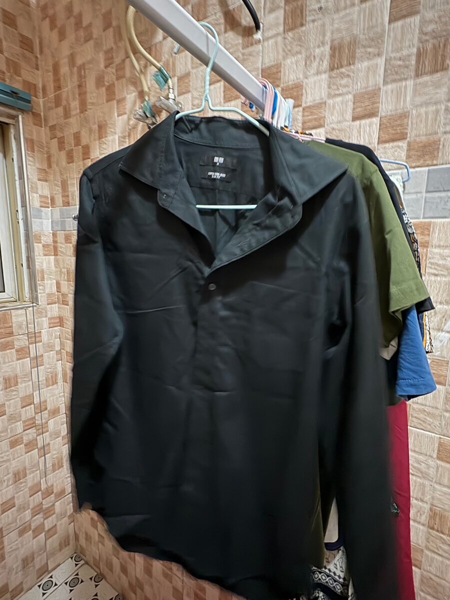 Uniqlo SHIRT Man M Black
