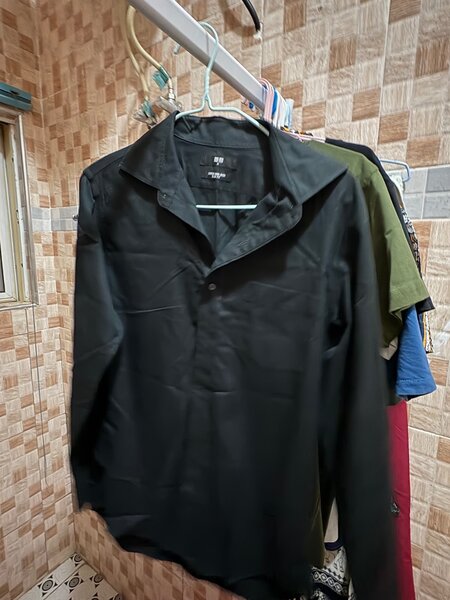Uniqlo SHIRT Man M Black
