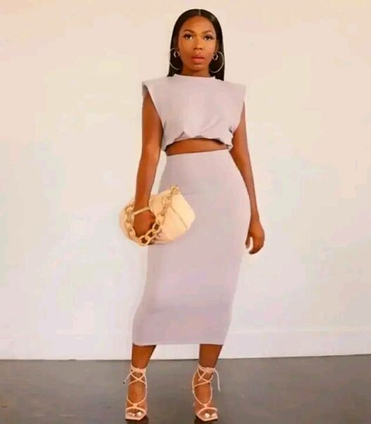 Women's 2-piece suit, short top and skirt