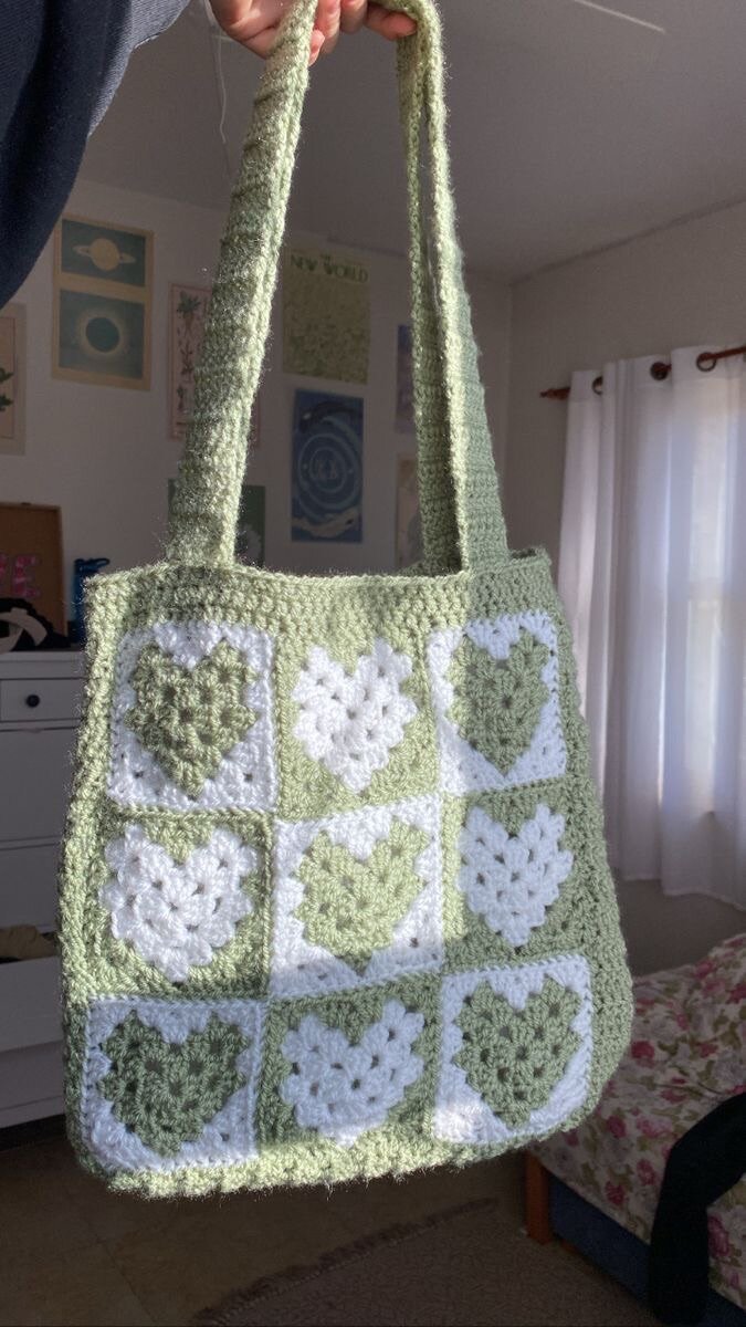 Crochet tote bag