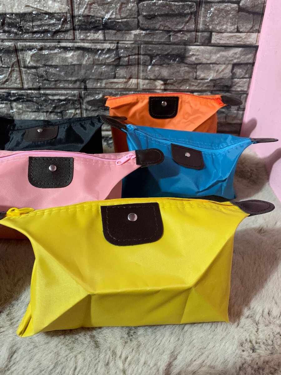 Pochettes Multicolores Pratiques