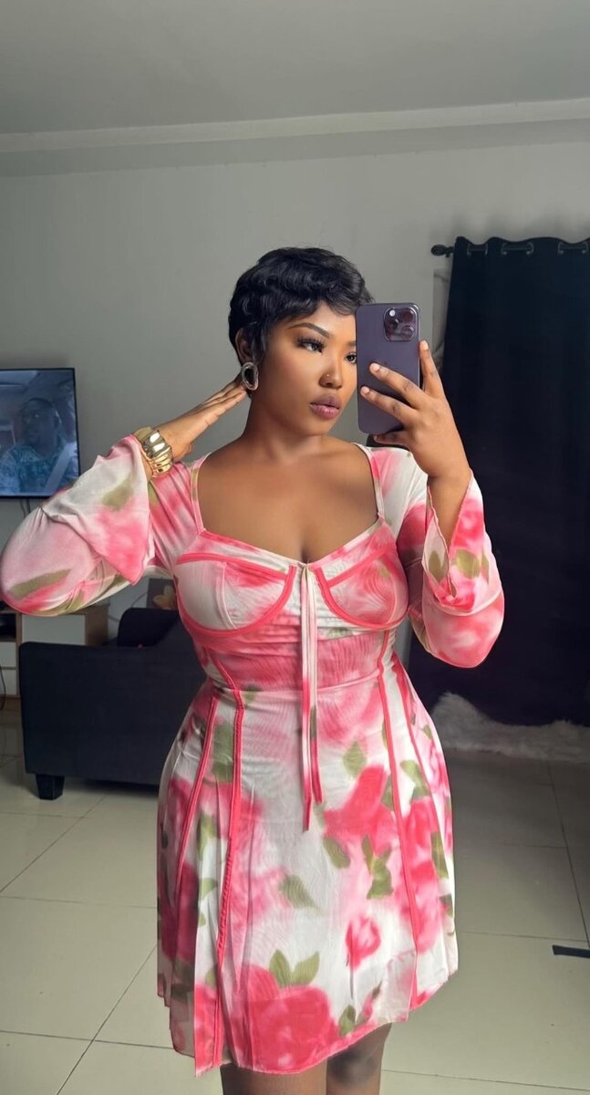 Robe Ajustée à Fleurs