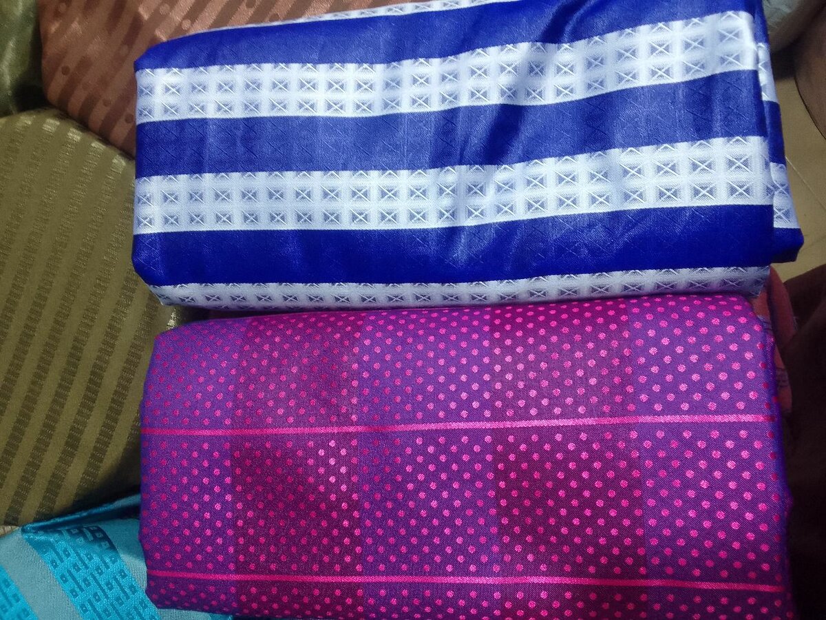 Tissus colorés de haute qualité