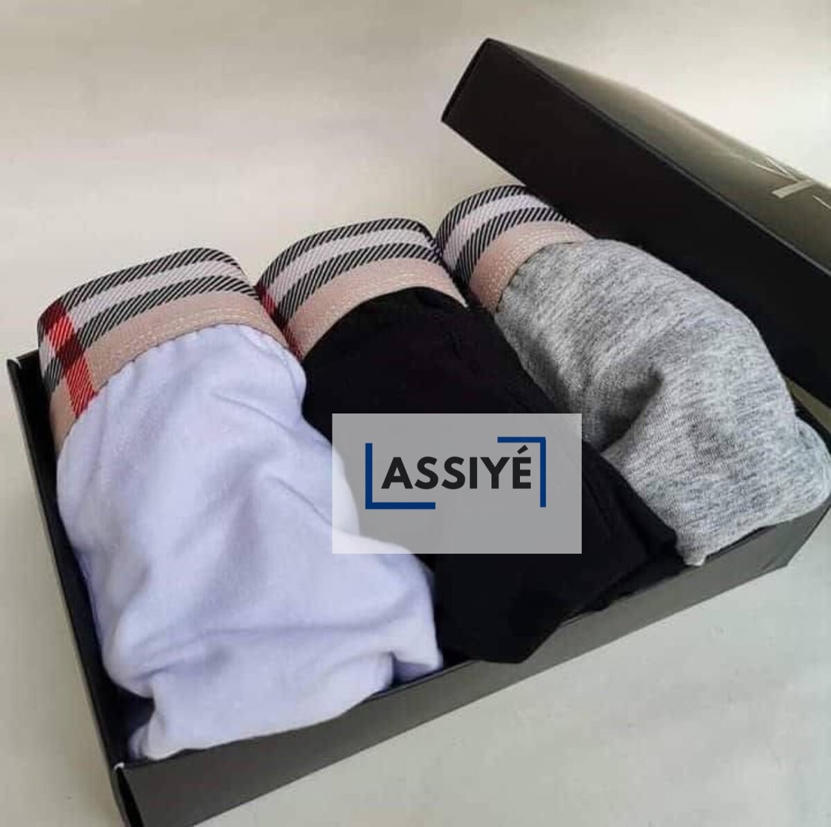 Promo : 4 boxers à 10.000f