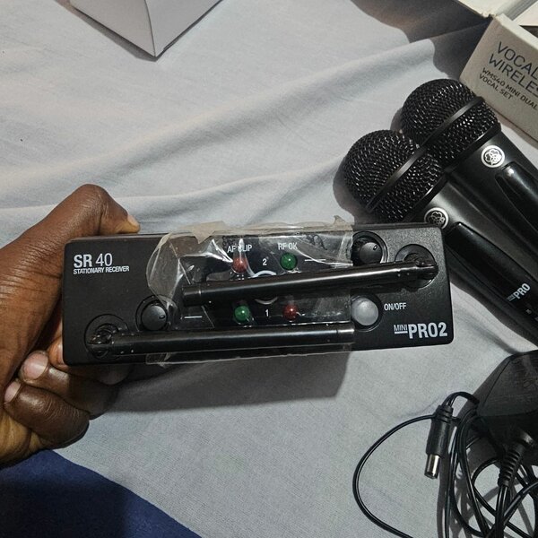 Système Micro sans Fil AKG