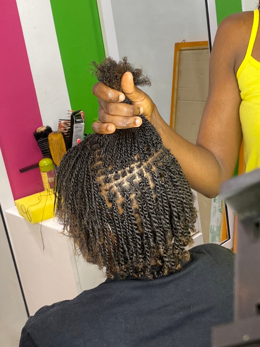 Micro twist  cheveux naturel