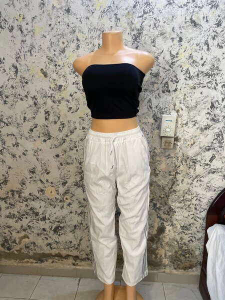 Top court élégant pour femmes