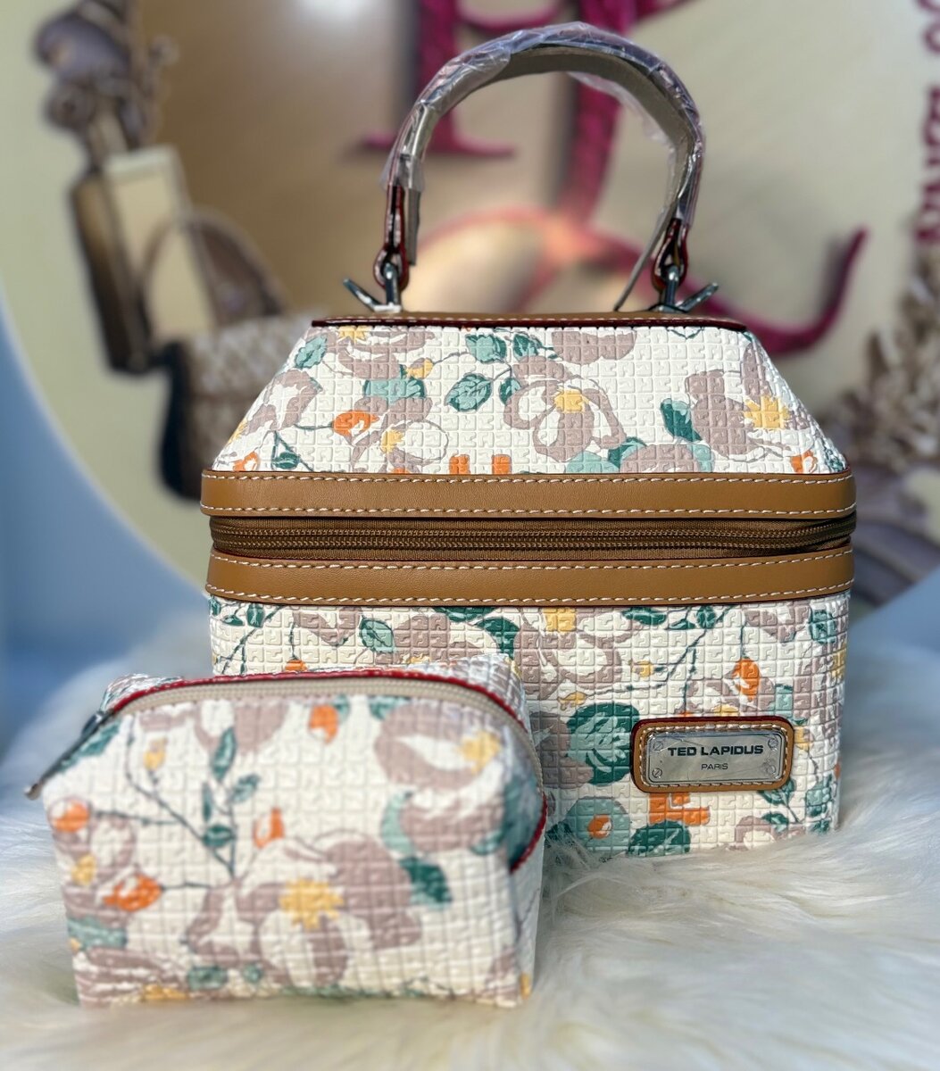 Coffret maquillage floral chic