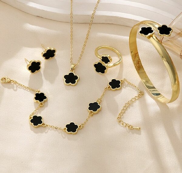 Jewelry set