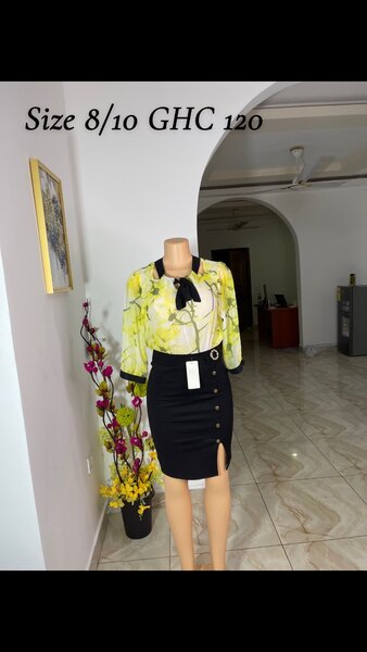 Bloom in Style _Green Floral Shirt & Bodicon Skirt Set
