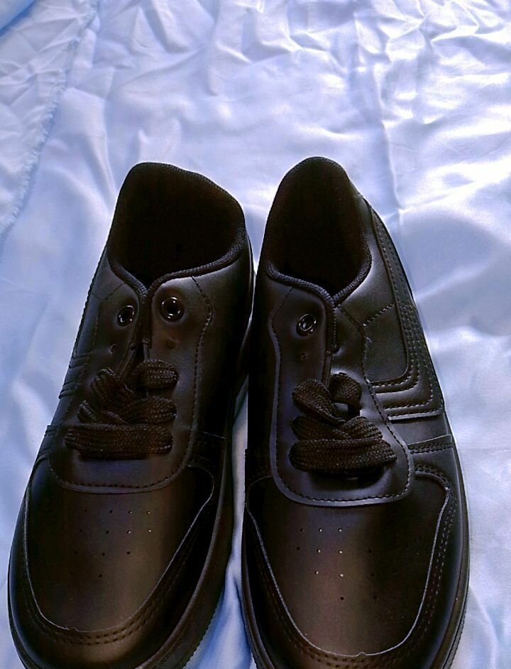 Chaussures en cuir noir