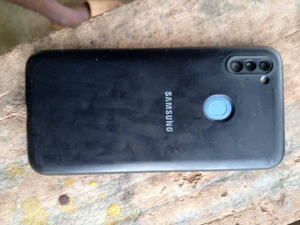 SAMSUNG GALAXY A11