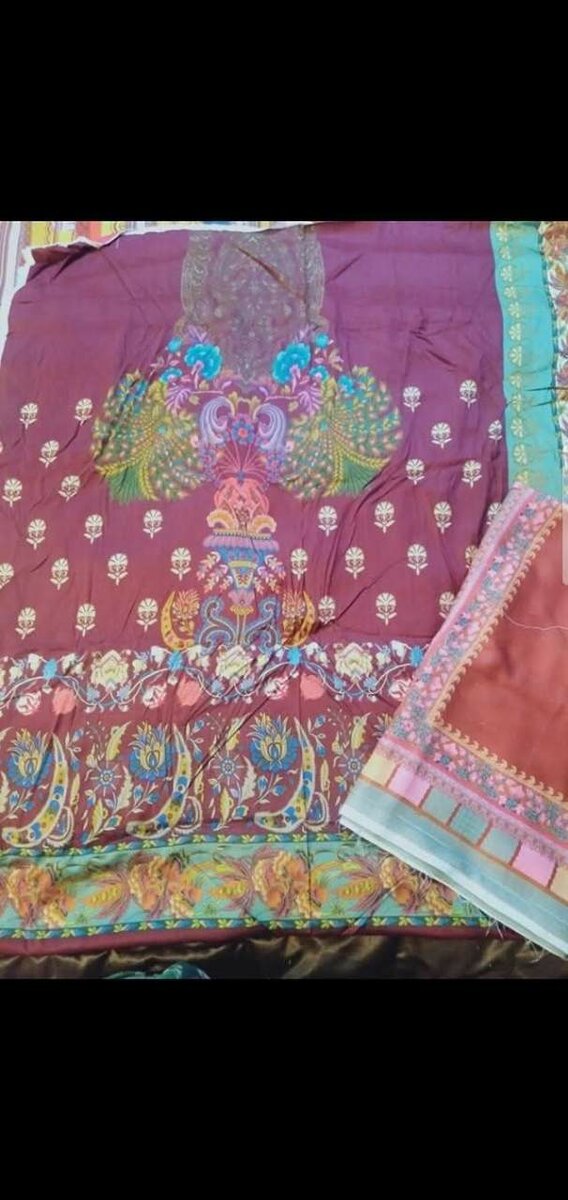 Ladies suit