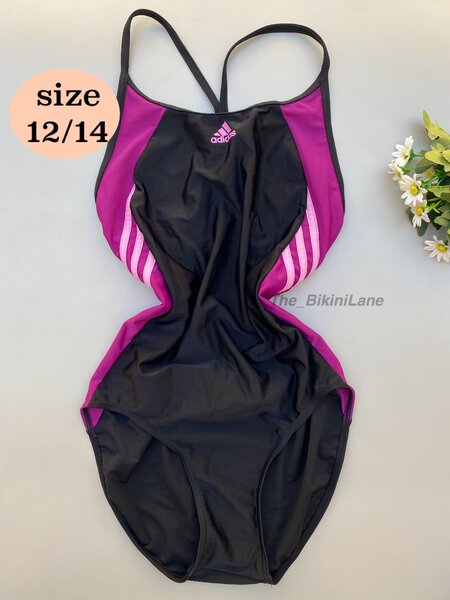 One piece swimwear