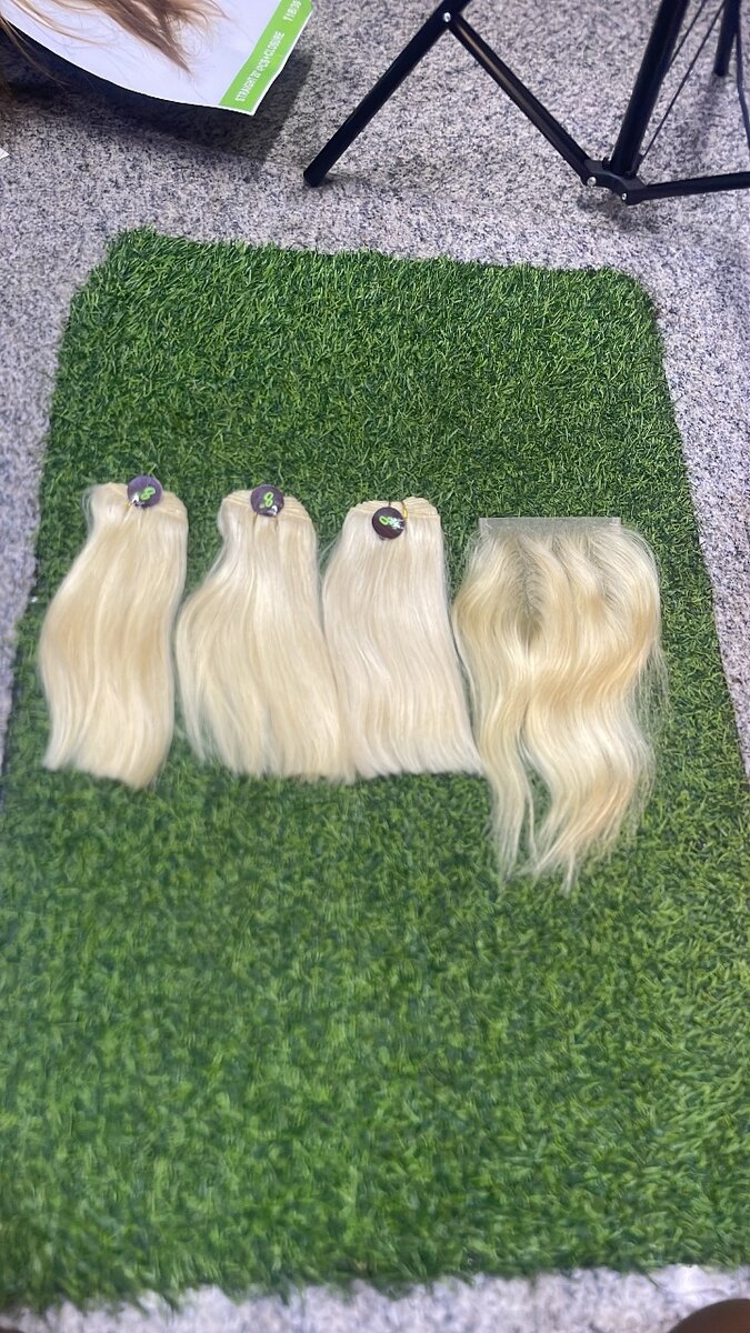 Naturelle Humaine Hair