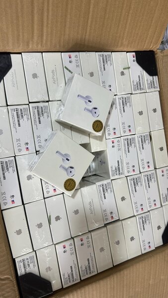 Écouteurs sans fil Apple AirPods