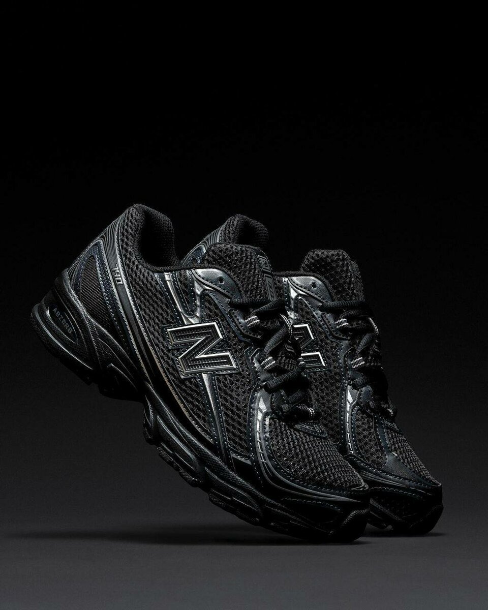New balance noir