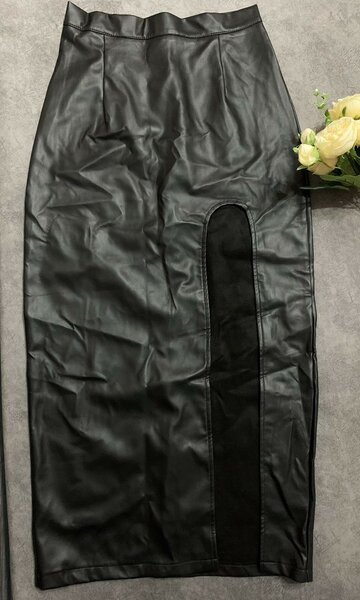 Юбка с разрезом