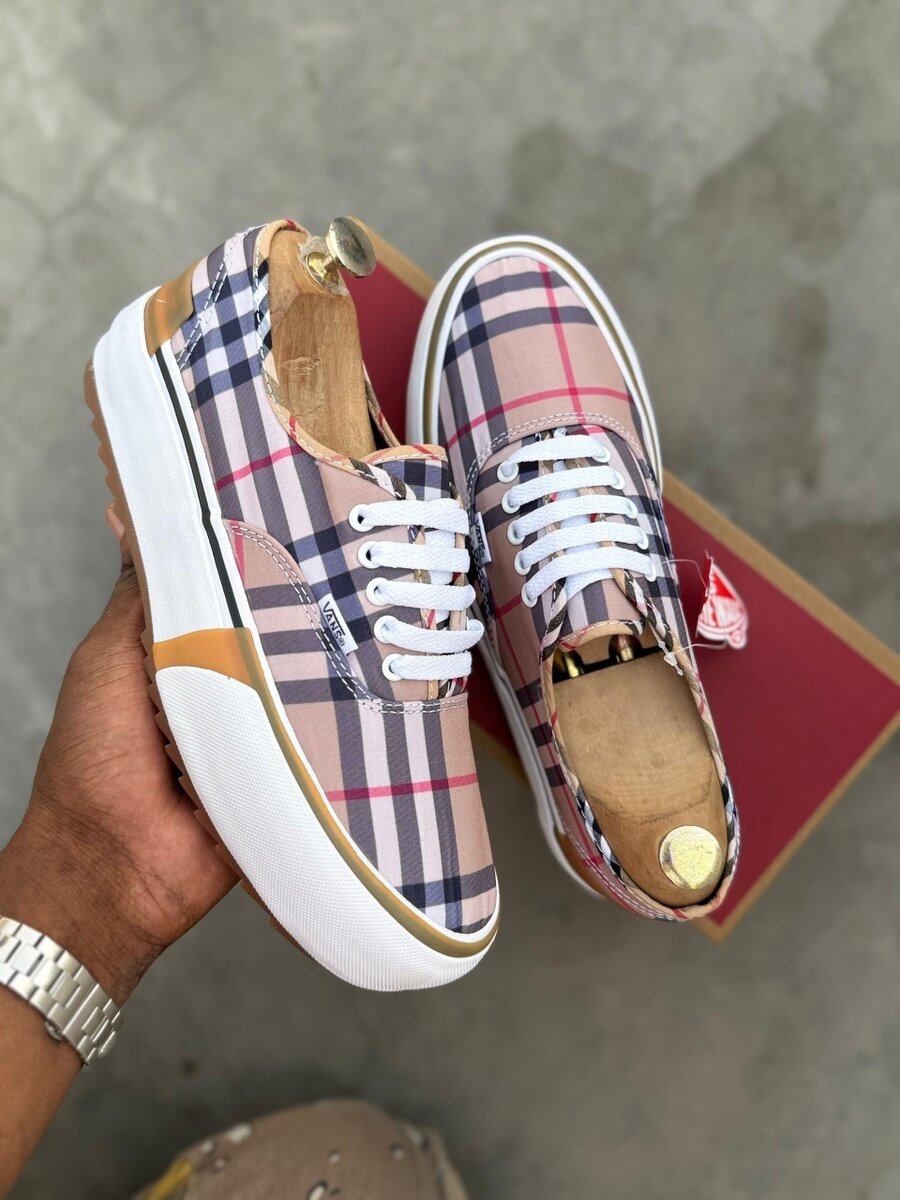 Sneakers à carreaux élégants