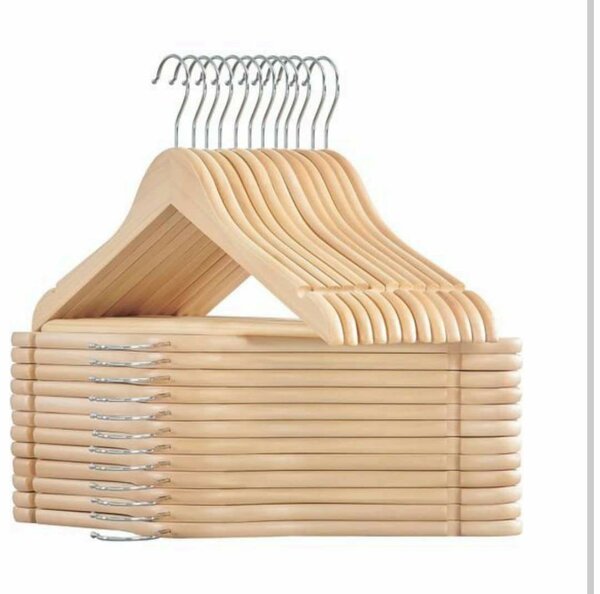 10 Cintres en bois robustes