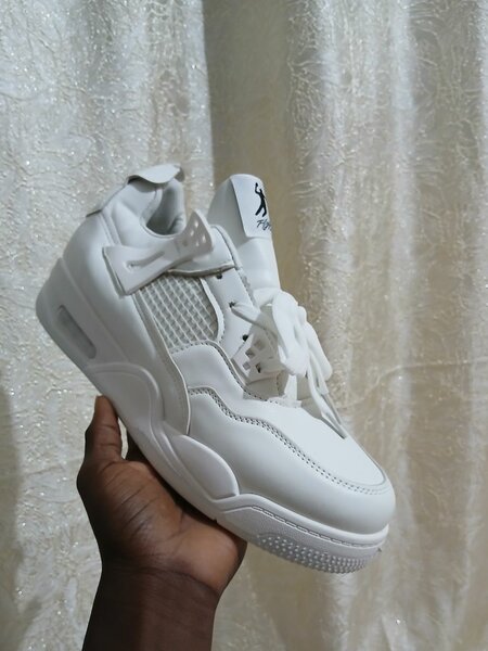 Baskets blanches tendance