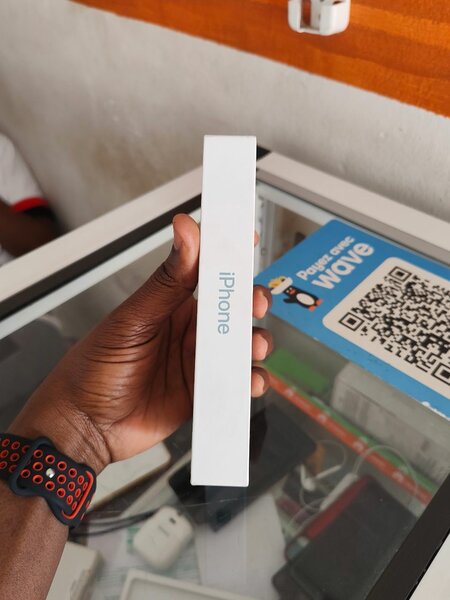 iPhone 16(128go)Neuf scellé