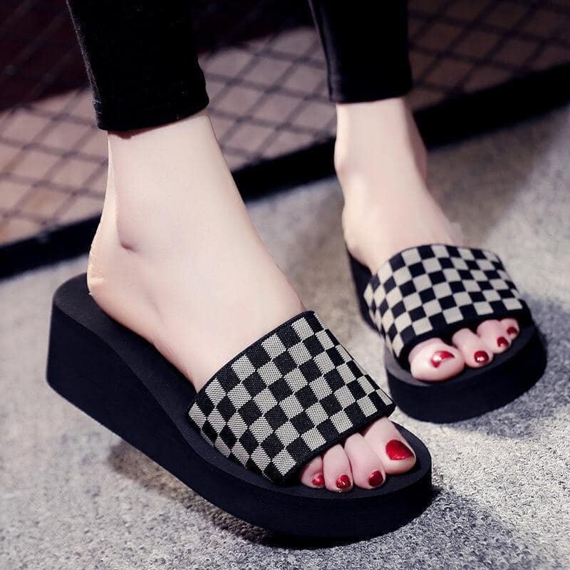 chaussons à plateforme