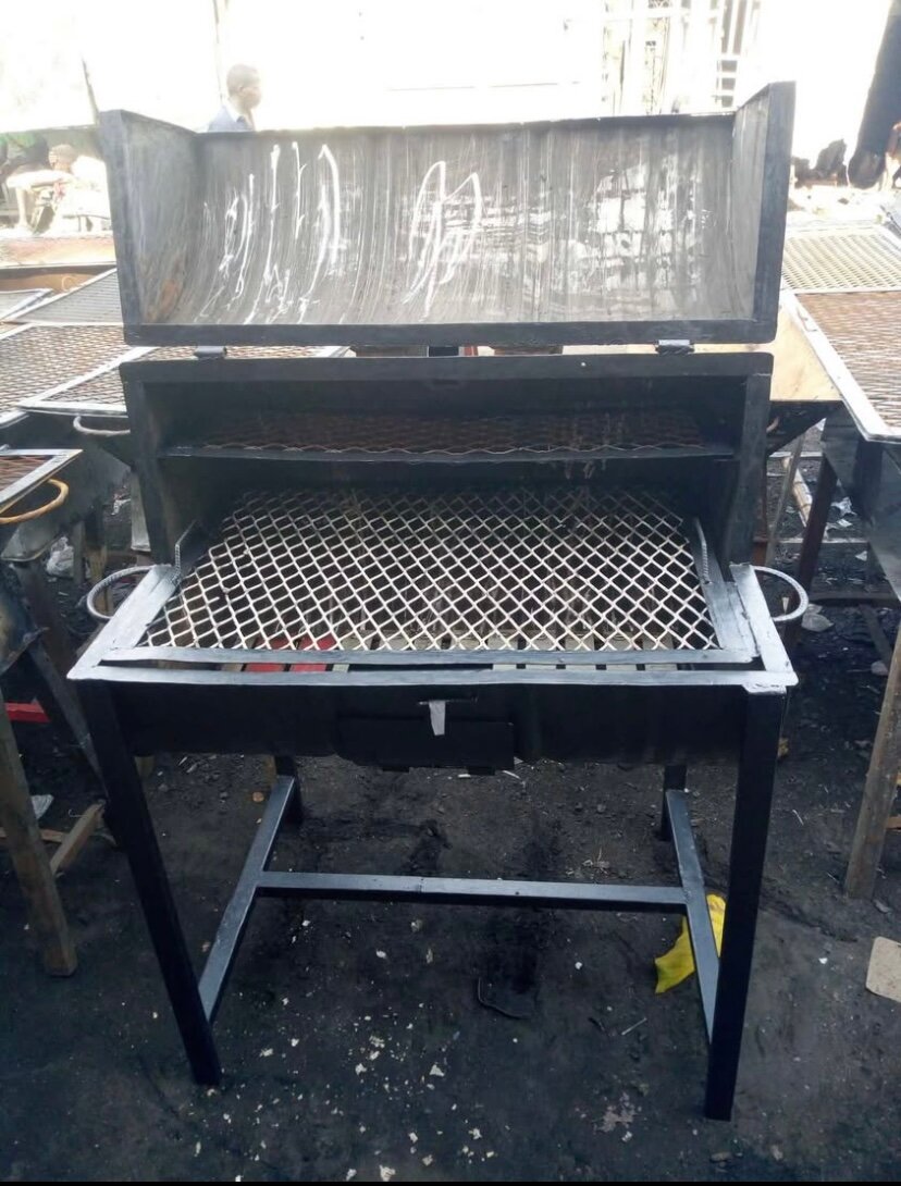 Barbecue en acier robuste