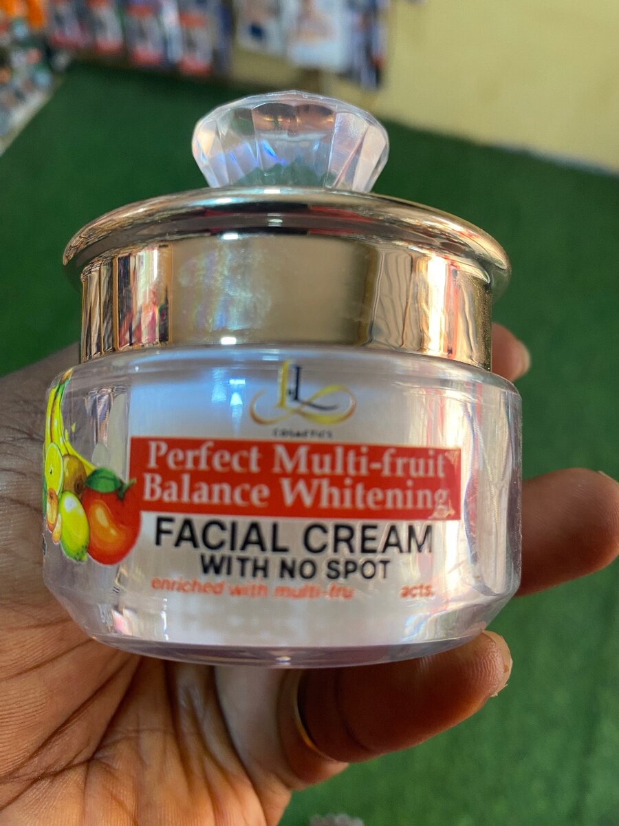LY multi fruit facial cream
