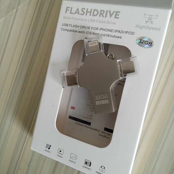 Clé USB 32Go Compatible Multi-Plateformes