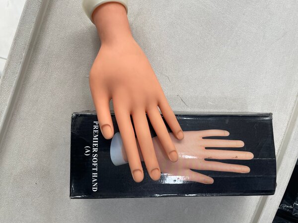 Main en silicone mannequin